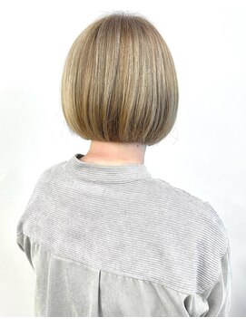 モリオ(morio) ◯ 大人丸みベージュボブ 30代40代50代