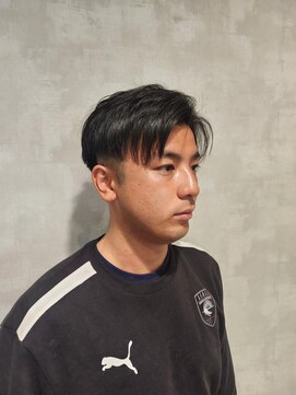 ヘアーデザイン ビビッドリンク(HAIR DESIGN VIVID link) ソフトフェード　センターパート