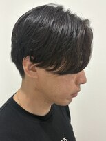 ヒュイル バイ ニアウ(Hwyl by Niau) メンズマッシュセンターパートスパイラルパーマニュアンスパーマ