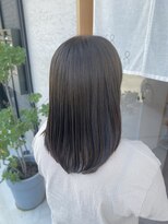 シスイ(sisui)&nbsp;グレージュカラー/内巻きレイヤー