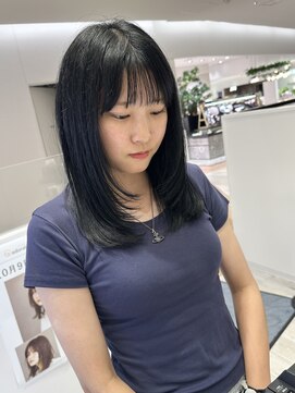 アドラーブル ココロ 新潟(adorable CoCoLo) 韓国風レイヤー◎小顔カット透明感カラー20代30代◎