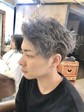 キャンバス バイ ネオリーブ 横浜西口(Canvas by neo.) 横浜★メンズショートのメンズハイトーンシルバー