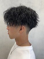 ルースト 西院店(ROOST)&nbsp;ツイストスパイラル/ツーブロック/センターパート