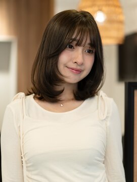 ビュートリアム ギンザ(BEAUTRIUM) ワンカールでまとまる顔周りレイヤー＊透明感カラー＊銀座