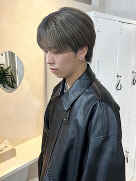 ナチュラルグレージュ