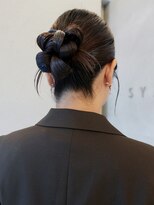 シアン(SYAN)&nbsp;ヘアセット/ヘアアレンジ/タイトヘア/カチモリヘア