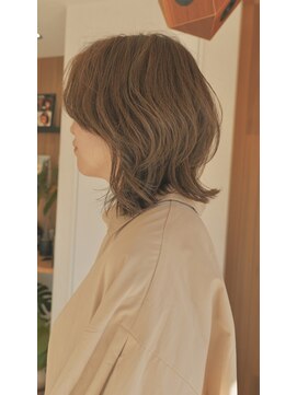 グーム(goom.) 20代30代◎韓国風ミルクティーボブ×くびれ外ハネ