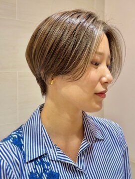 マックス フォー ヘアー(MAX FOR HAIR) 【デザインカット】ハンサムショート×細めハイライトカラー◎