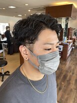 アッシュ アーティスティック スタジオ オブ ヘア(Ash artistic studio of hair)&nbsp;メンズ ゆるめツイストスパイラルパーマ