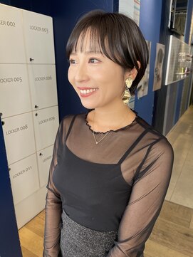 コワファースト 大分(COIFF1RST) ショートボブのアッシュグレージュカラー