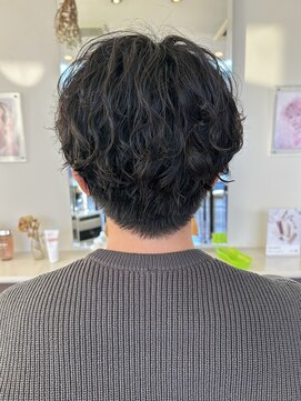 アトリーチェタ 田富店(ATTRICE) メンズカットパーマ縦落ちソフト刈り上げ