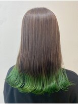 ヘアーアンドビューティーザ エフ(Hair Beauty the F)&nbsp;グリーン__裾カラー__デザインカラー
