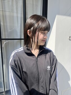 クロレ(CLORE) 切りっぱなしボブ 外ハネボブ ボブ オリーブグレー