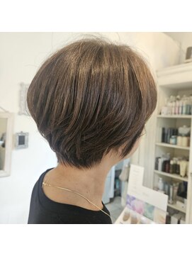 レスタ(ReSTA.) キレイめショートボブ