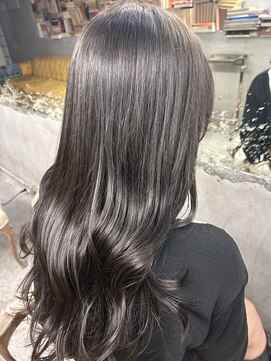 ロイジー(roijir) 【表参道　roijir】グレージュカラー×ブリーチなしグレーカラー