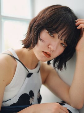 リィベ(Liibe) 10台20台30台 おしゃれ女子ウルフヘア