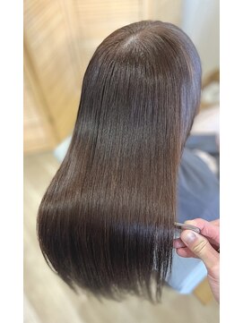 ミニマル(MINIMAL) 極上ツヤ髪ストレート