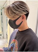 メンズバレイヤージュカラーハイライト刈り上げセンターパート