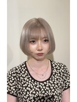 レア 渋谷(Le'a) ホワイトブロンドカラー