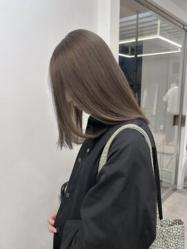 シキ 渋谷(siki) ベージュカラー/ブリーチなしダブルカラー/赤み消し/渋谷/原宿