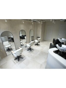 【JR吹田駅徒歩1分】落ち着いたプライベート空間で特別なひと時を☆最新のデザインカラーを【ere】で体験＊