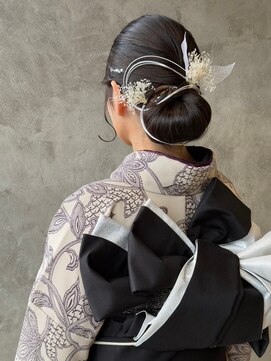 ヘアーメイク グレース 本店(HAIR MAKE GRACE) 成人式 大人シニヨン