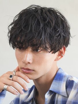 フィフス 渋谷(fifth) フェザーパーマ波巻きパーマツイストスパイラルパーマ渋谷メンズ