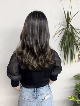 アムドット(Amu.) ハイライトカラーケアブリーチダブルカラー大船駅本郷台駅港南台