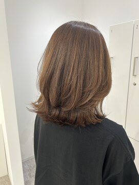 グラムヘアー(GLAM HAIR) ミディアムくびれレイヤー
