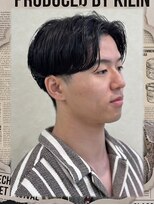アモーレ&nbsp;毛流れカット×センターパート