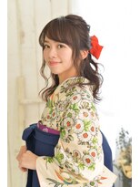 ヴァンクシー バイ ルナ(VANKCY by Luna) 【Neolive plus 向ヶ丘遊園】袴スタイルはハーフアップが可愛い