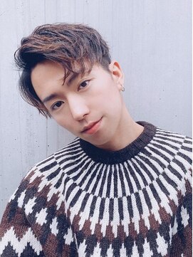 フォンズ(FONS) 無造作 イケメン アップバング ソフトツーブロック コンマヘア