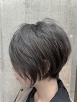 ジェッツ ビューアーツ(JETS BEAUX-ARTS) 【柳久雄】ショートヘア×シルバーカラー