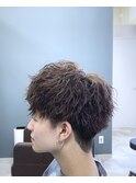 波巻きツイストスパイラルツーブロマッシュ