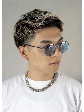 ハングアウト(Hangout) ジェットモヒカン/フェザーアップ/フェードカット/ツーブロック