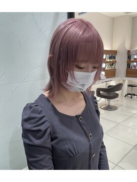 バサ 江古田店(BASSA) 【Runa】ウルフカット×ペールピンク