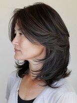 アルトリスト(Altruist Aging×HAIR&SPA) ★ダークアッシュ大人ガーリーボブ着物ミディアムレイヤーカット