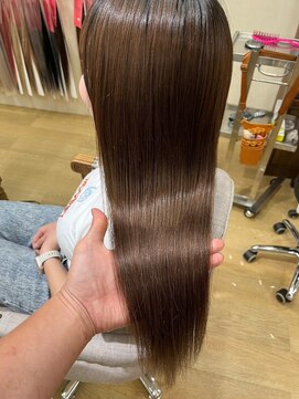 ミラシィ 成田(Mirashy) ハイライトカラーミルクティーベージュレイヤーカット