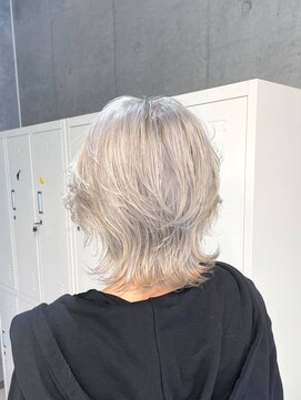 ワンズミラー 立川(ONE'S MIRROR) ケアブリーチ/メンズカット/ハイトーンカラー/似合わせカット