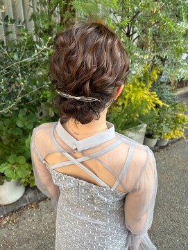 ショートでもかわいくお呼ばれアレンジ12/13小顔