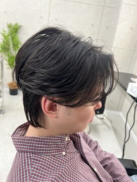 サイ(PSY) フェザーショート/韓国風/毛流れセンターパート/襟足あり