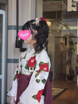 ハイマインド(HIGH MIND) サイドポニーテールゆるふわ