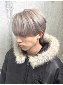 ハイトーンシースルーマッシュウルフ金髪ブリーチカラー