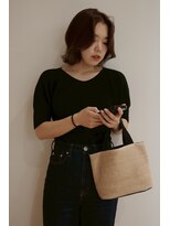 チザン(TIZAN)&nbsp;顔まわりレイヤー × 外ハネミディ