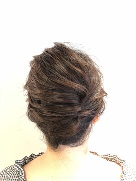 サスペンダーノート 荻窪(Suspender Note) 大人の崩し夜会スタイル