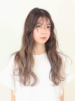 ヘアーサロン グラブ(hair Salon grab)の写真/透け感&透明感のある最旬カラーをご提案◎立体感と個性を引き出す外国人風カラーで大人な可愛いツヤ髪へ♪