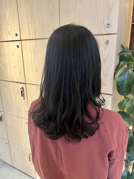 アドラーブル はなみずき店(adorable) 20代30代40代大人カールアッシュブラウンハイライト外ハネ