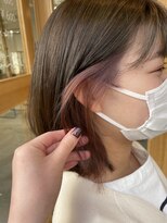 フェリアファム 北千里(FERIA fam)&nbsp;透明感ベージュ×ピンクインナーカラー