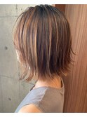 ハイライト切りっぱなしボブ