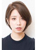 前下がりボブ・  内巻きワンカール・  ボブショート・暗髪